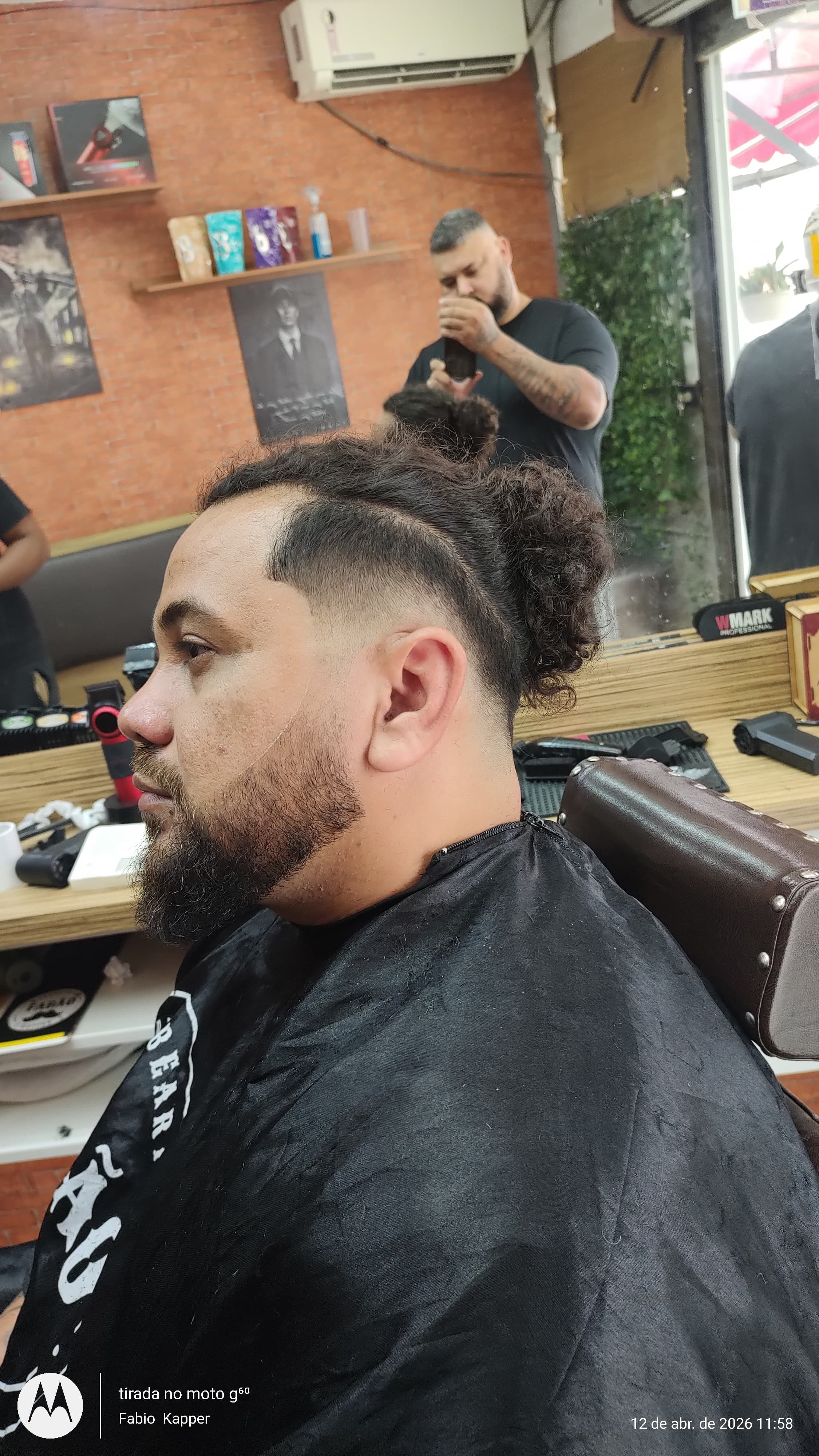 Corte degradê+barba modelada